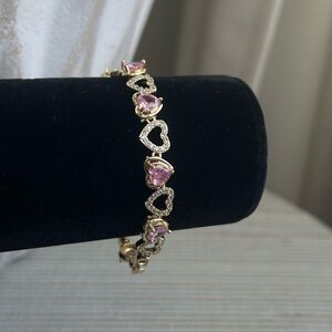 Alternating pavé and pink stone Gold Heart Bracelet